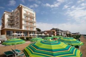  Hotel Ancora  Лидо-Ди-Езоло